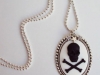 pinknpop_collier-skull