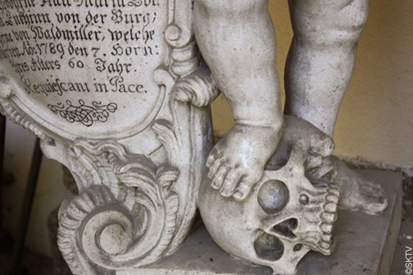 Cimetière St. Sebastian de Salzbourg : chérubin (détail)