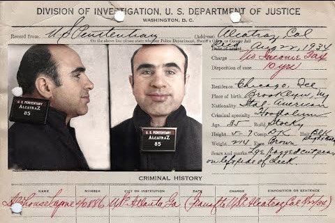 Fiche d'Al Capone à son arrivée à la prison d'Alcatraz